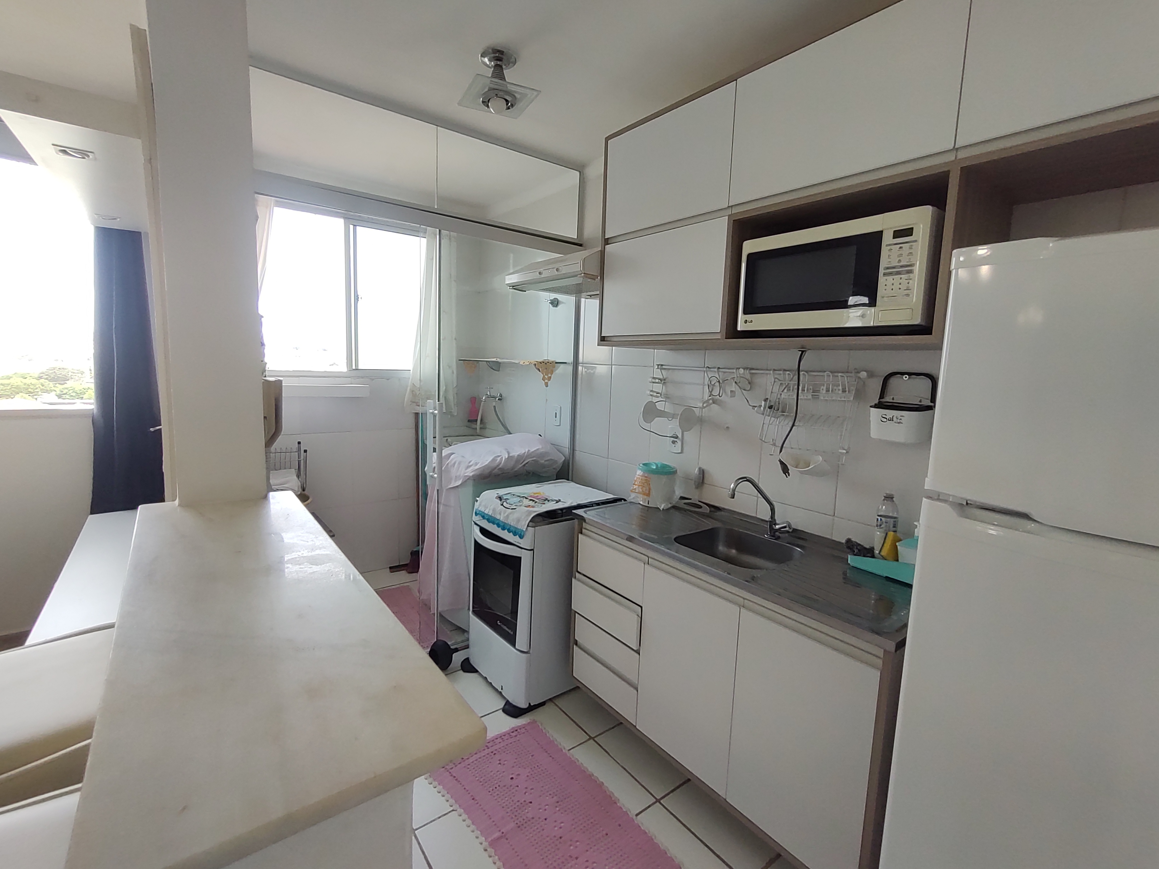 Apartamento 2 dormitórios todo mobiliado no Redentor por R$200 mil