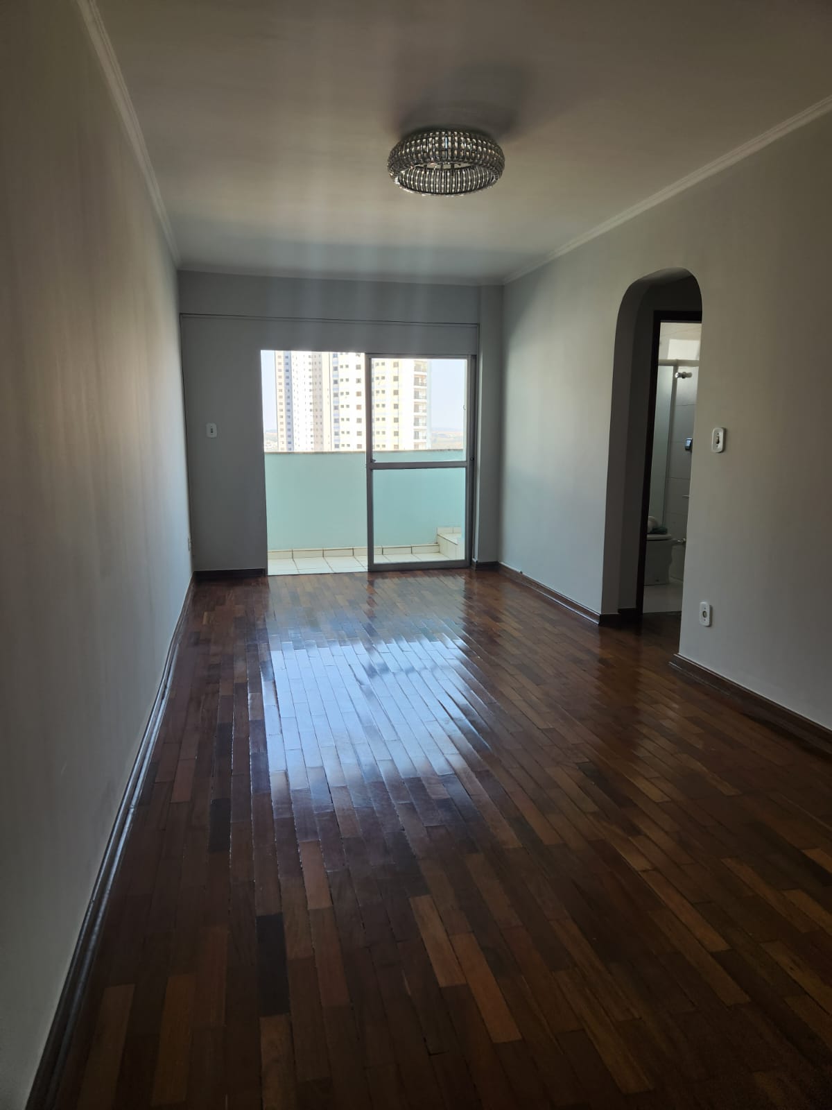 Apartamento de 2 dormitórios com 1 suíte com 74m² ao lado do Confiança Max da Getúlio