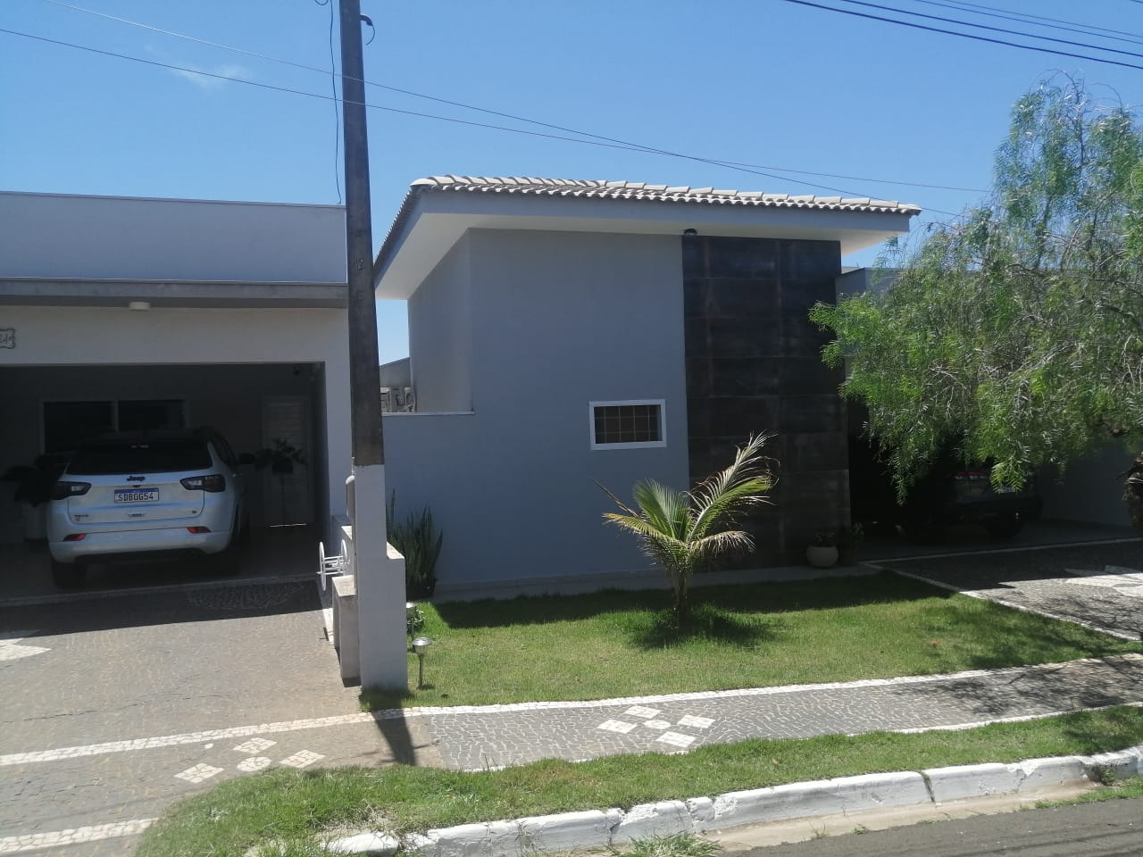 Casa completa em um terreno de 489m² no Quinta Ranieri Green